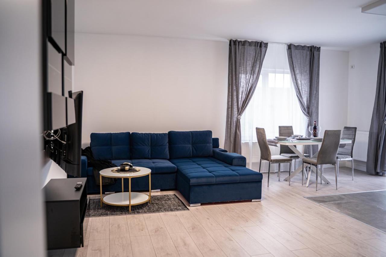 Cozy Apartment In Dumbravita Dumbravita  エクステリア 写真